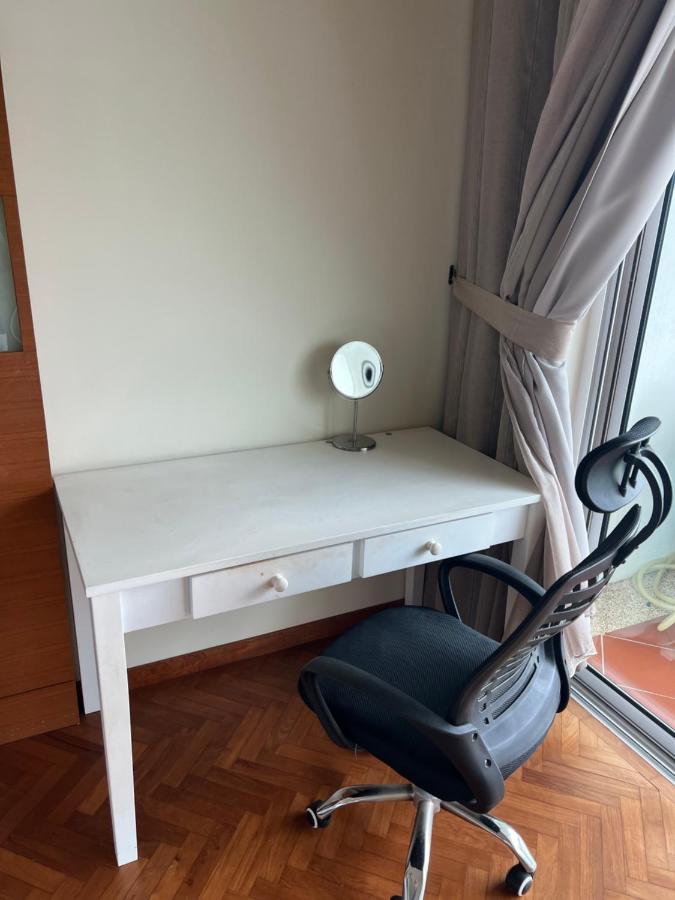 2Beds Seaview Straits Quay Comes With Carpark And Hothub Bagan Jermal Exterior photo