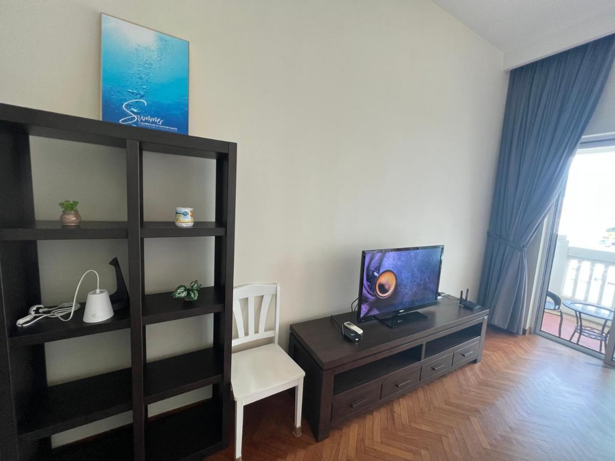 2Beds Seaview Straits Quay Comes With Carpark And Hothub Bagan Jermal Exterior photo