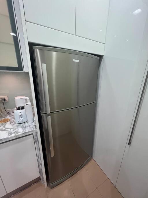 2Beds Seaview Straits Quay Comes With Carpark And Hothub Bagan Jermal Exterior photo