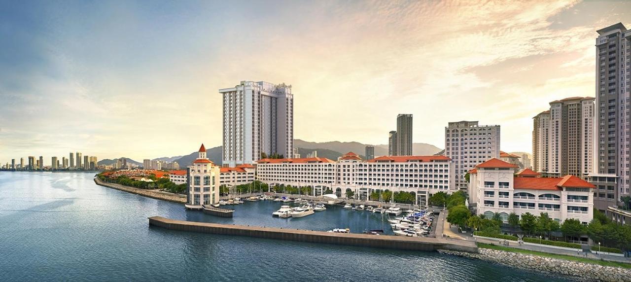 2Beds Seaview Straits Quay Comes With Carpark And Hothub Bagan Jermal Exterior photo